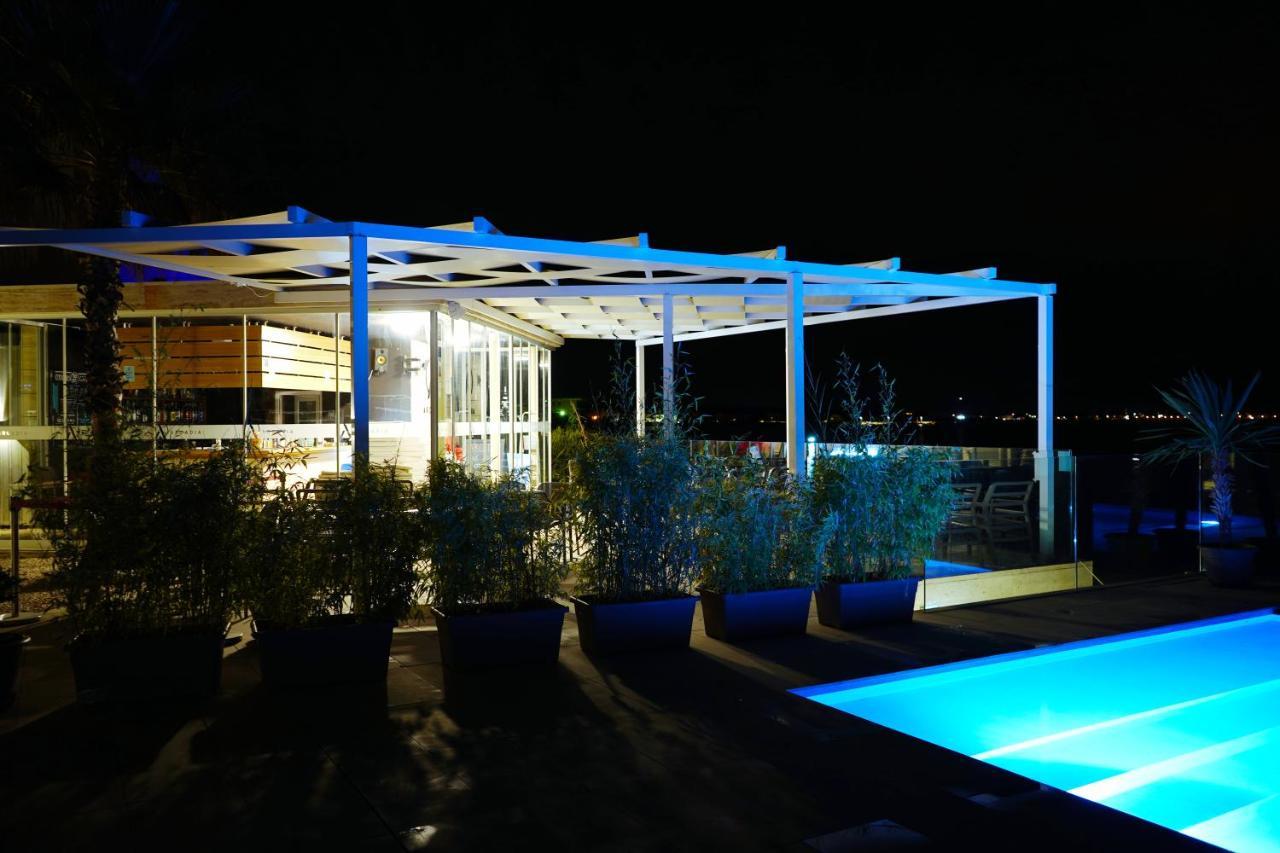 Boutique Style Eco-Beachhouse, Private Jacuzzi بريفلاكا المظهر الخارجي الصورة