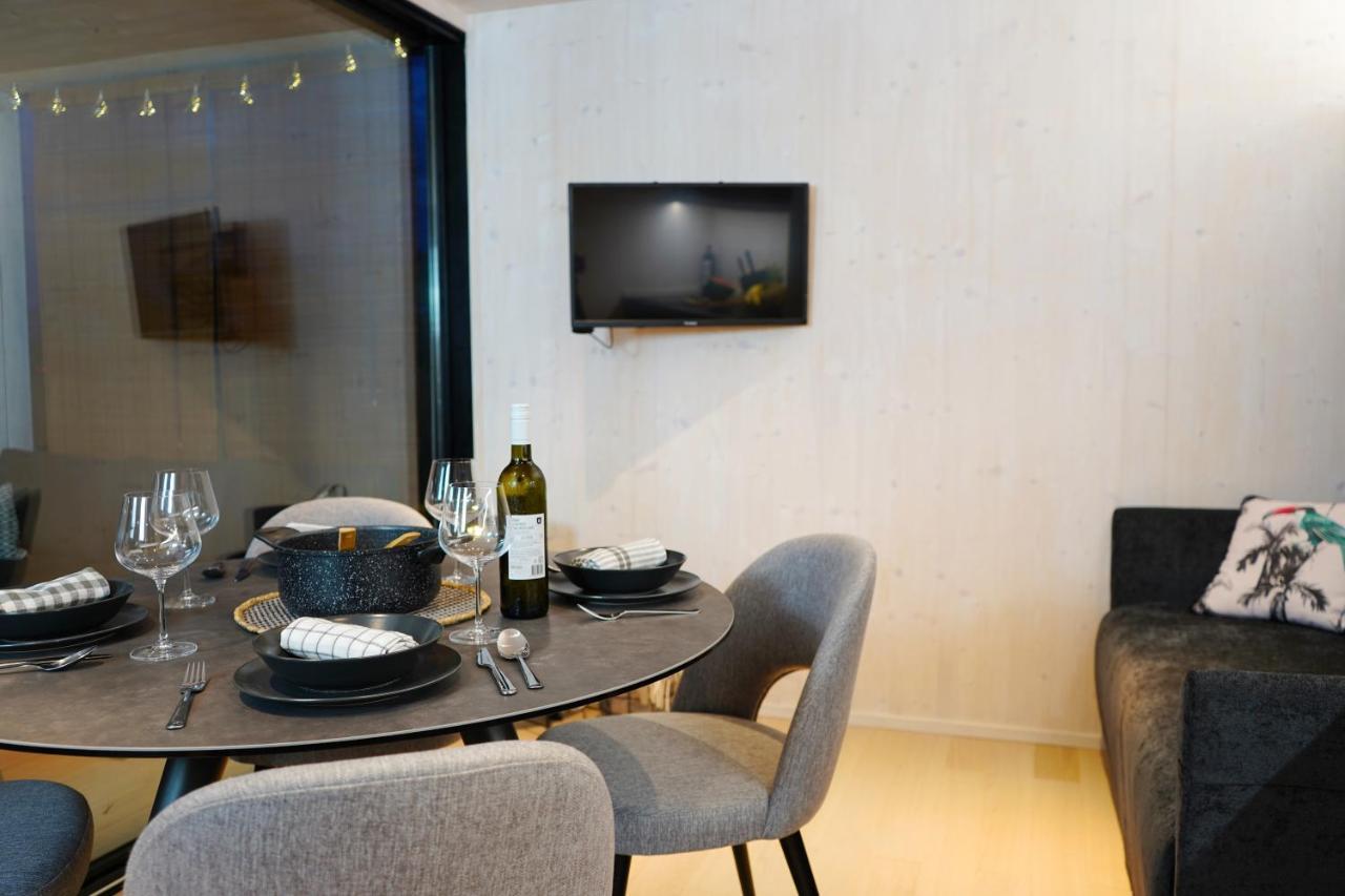 Boutique Style Eco-Beachhouse, Private Jacuzzi بريفلاكا المظهر الخارجي الصورة